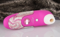 Розовый стимулятор клитора Womanizer Crystal Dreams Арт: 32579